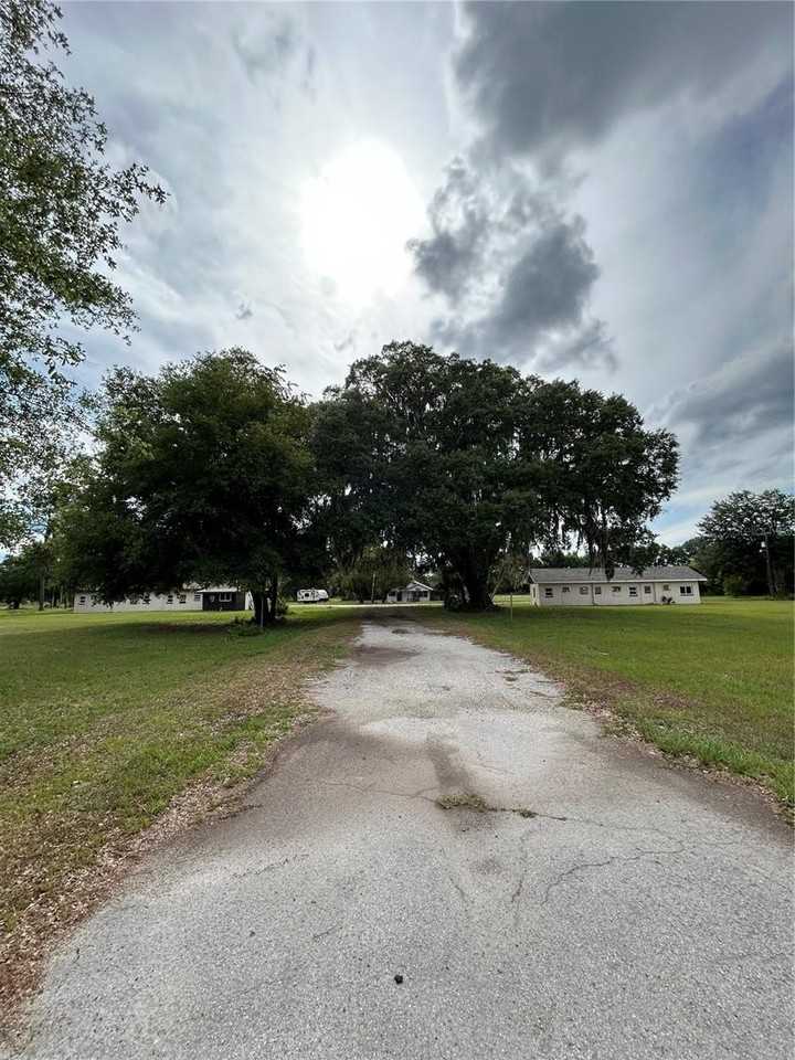 8010 Se Us Highway 301 #2C