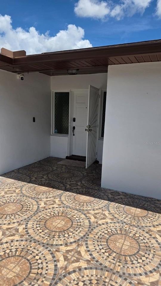 1703 Paradise Dr - Photo 4 of 47