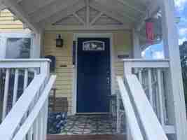 featured image of 1137 Highland St S