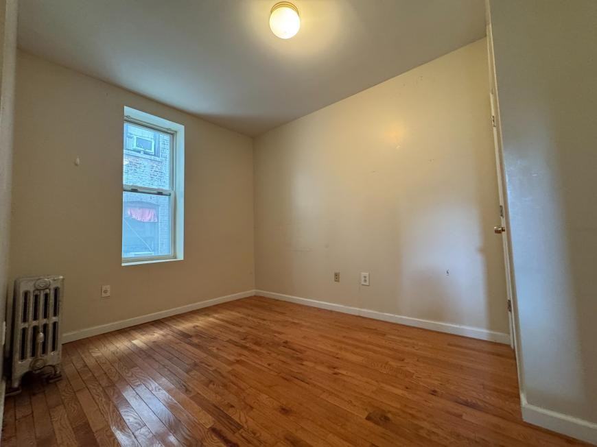 3924 Broadway - Photo 3 of 6