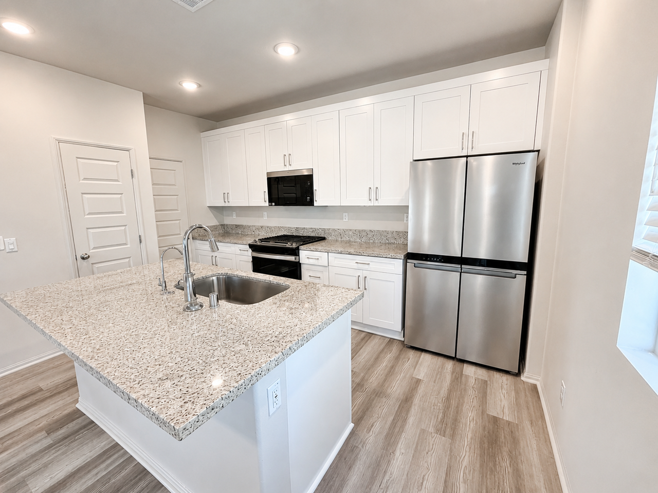 29598 Via Frontera - Photo 4 of 16