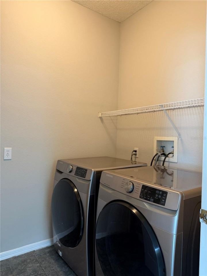 919 Grand Canyon Dr - Photo 5 of 19