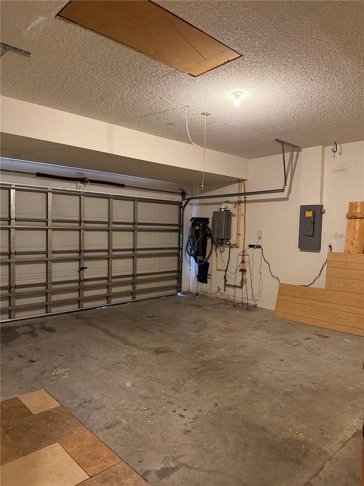 919 Grand Canyon Dr - Photo 6 of 19