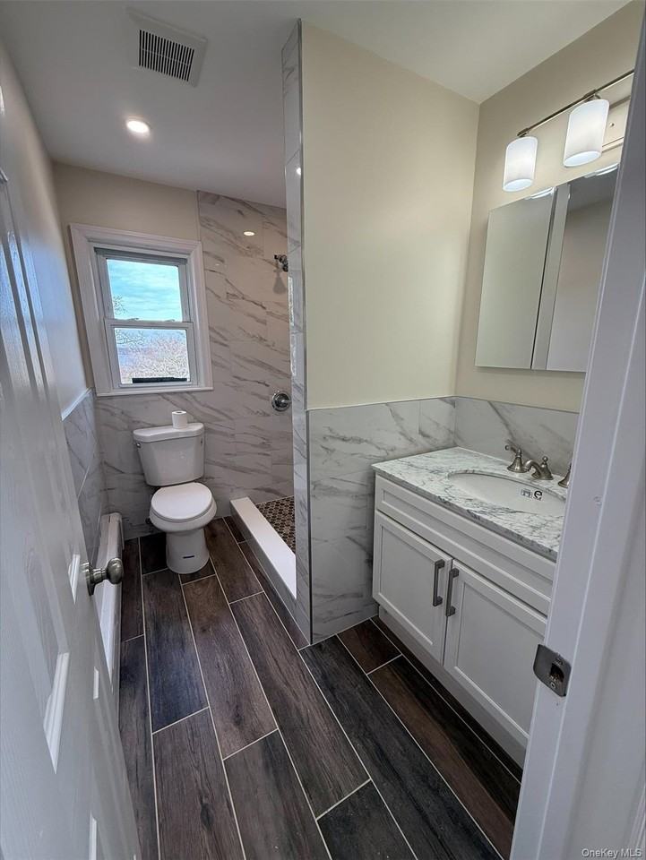 8 Jackson St - Photo 7 of 9
