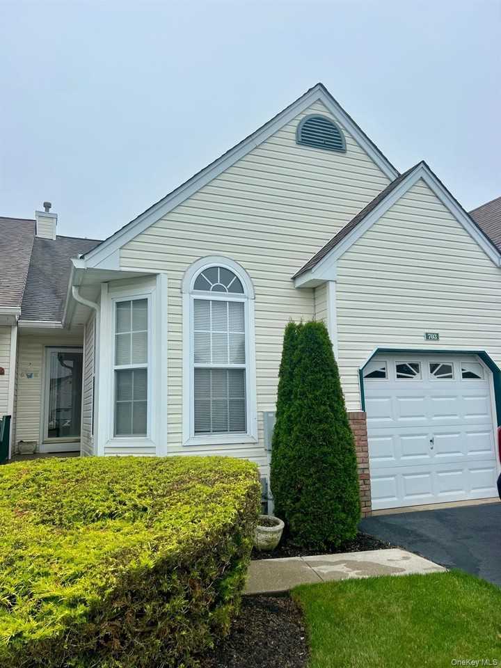 703 Constance Ln - Photo 2 of 28