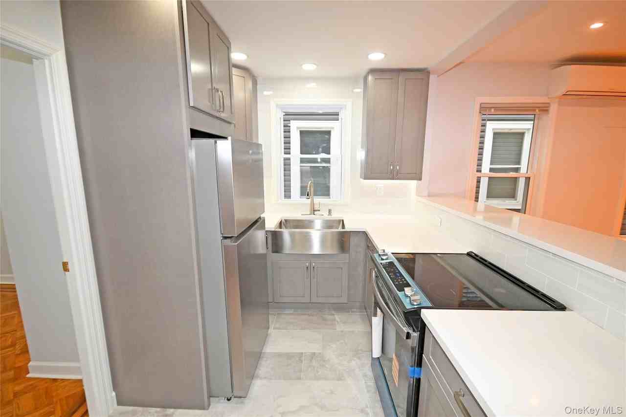 7030 66th Pl - Photo 3 of 21