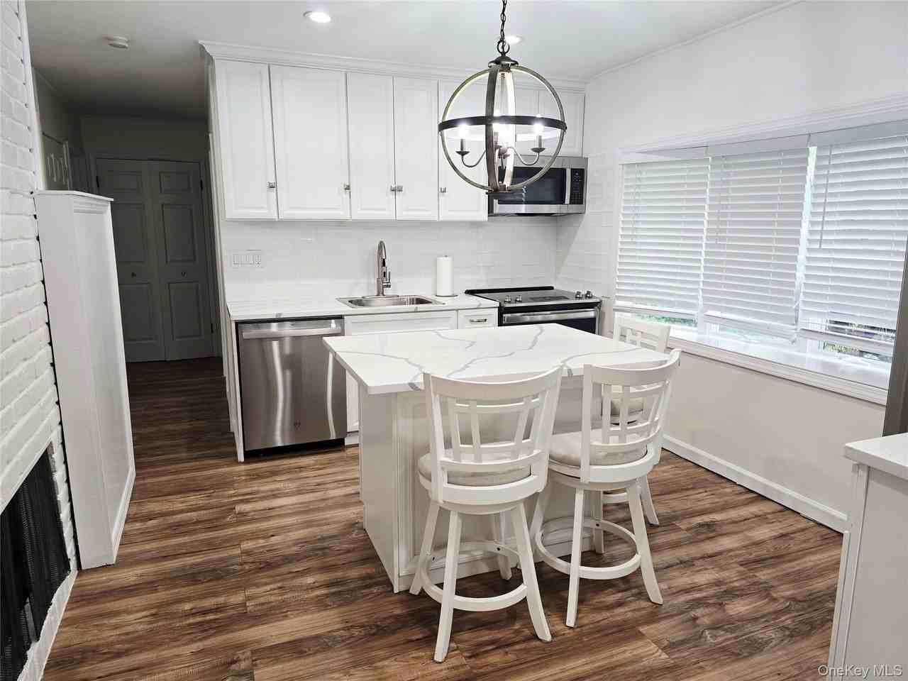 52 Mist Ln - Photo 3 of 21