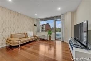 3132 Union St #4G - Photo 7 of 9