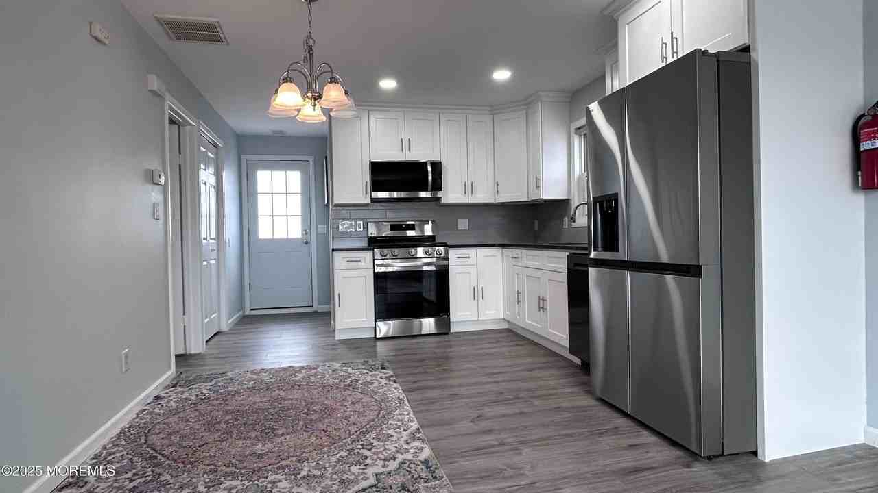 58 Kearney Ave #2 - Photo 3 of 19