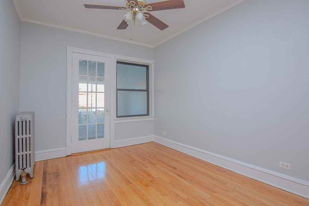 8229 S Vernon Ave - Photo 7 of 11