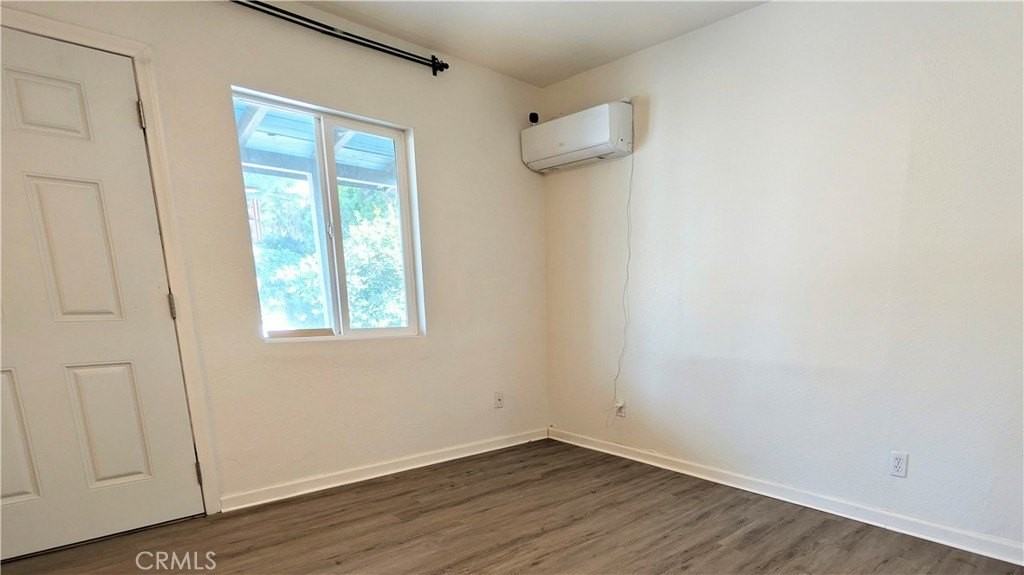 2319 Wilshire St - Photo 3 of 14