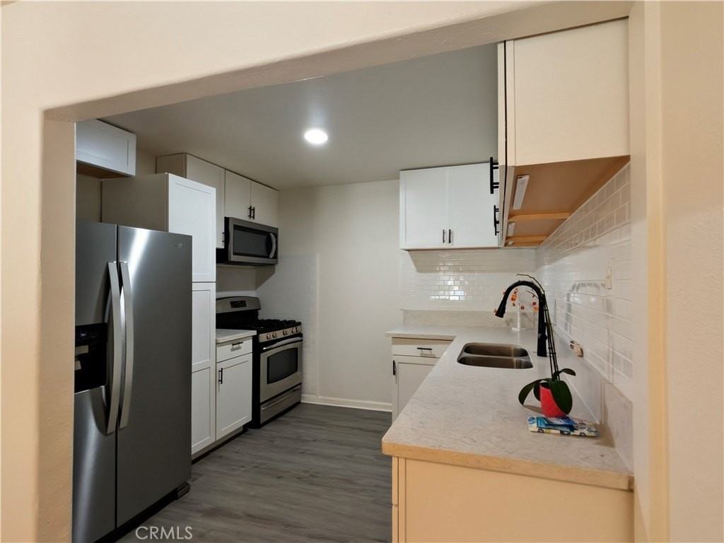 2319 Wilshire St - Photo 5 of 14