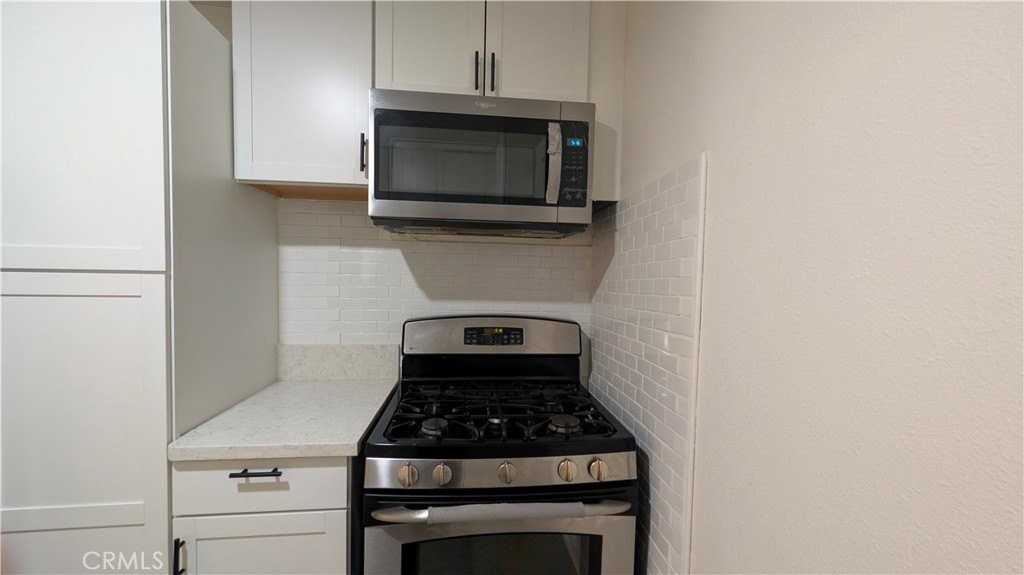 2319 Wilshire St - Photo 7 of 14