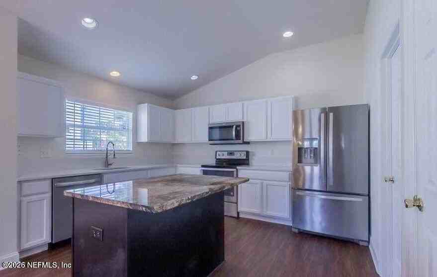 128 Terracina Dr - Photo 6 of 31