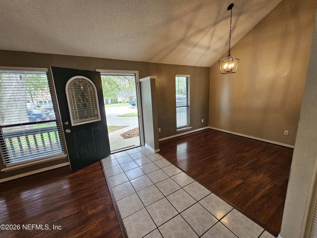 8176 Kilwinning Ln - Photo 3 of 26