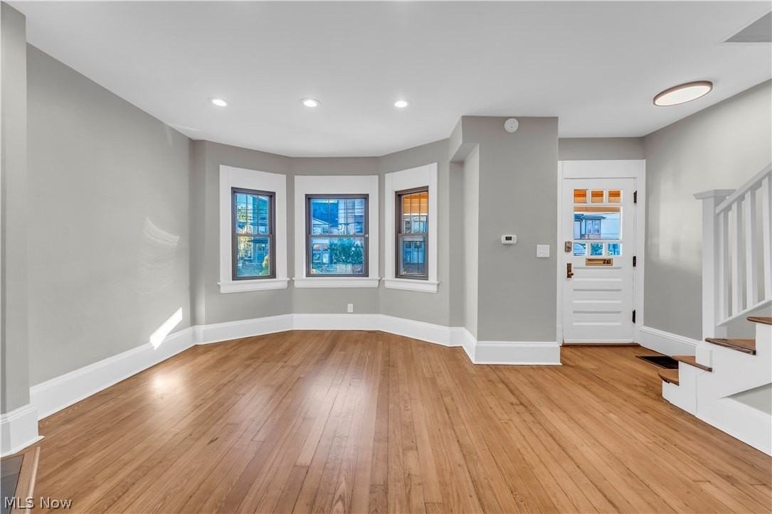 12206 Detroit Ave - Photo 5 of 29