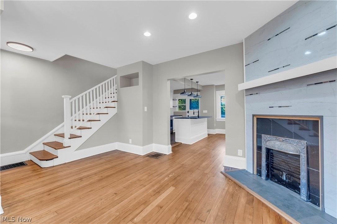 12206 Detroit Ave - Photo 6 of 29