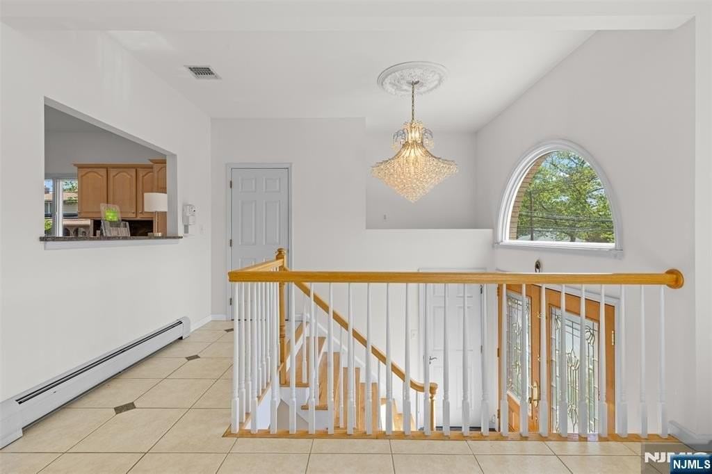 499 Morse Ave - Photo 4 of 45
