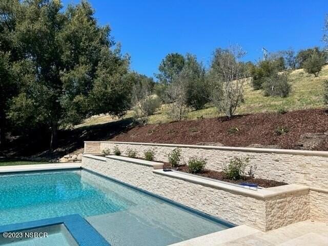 945 Old Ranch Rd - Photo 3 of 34