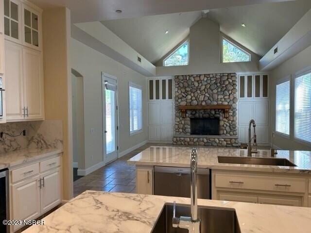 945 Old Ranch Rd - Photo 7 of 34
