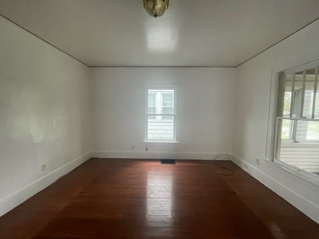 1141 College St #1 - Photo 4 of 30