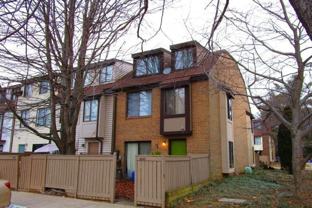 9848 Brookridge Ct - Photo 1 of 1