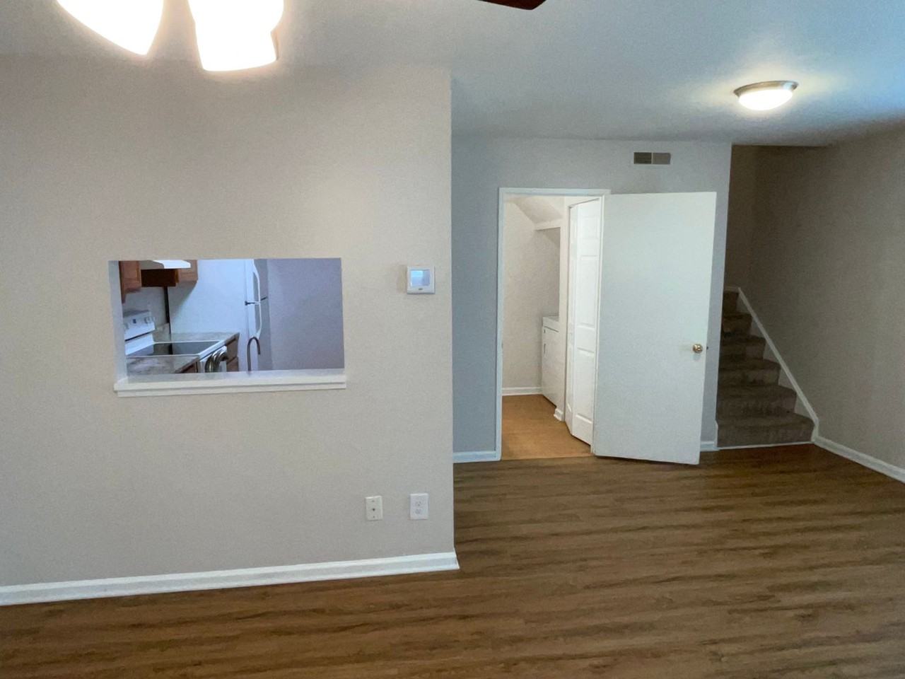 9848 Brookridge Ct - Photo 6 of 19