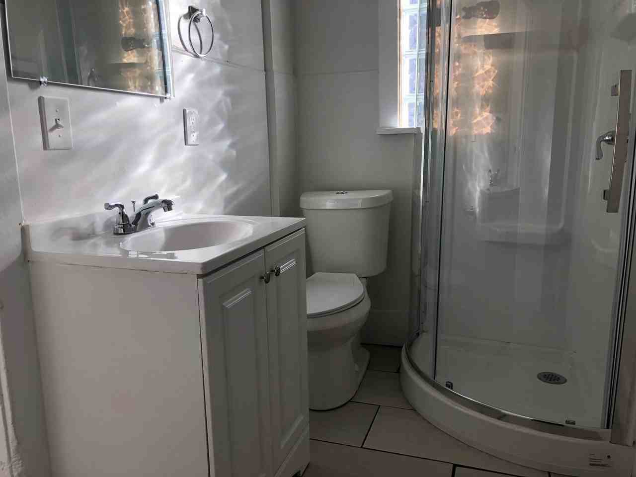 1726 S 18th St - Photo 7 of 11