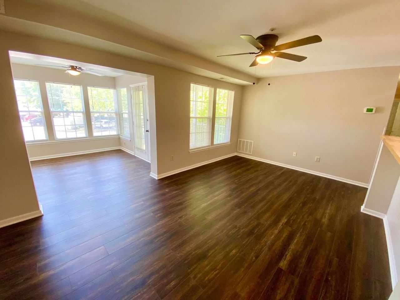 9105 Lincolnshire Ct - Photo 2 of 15