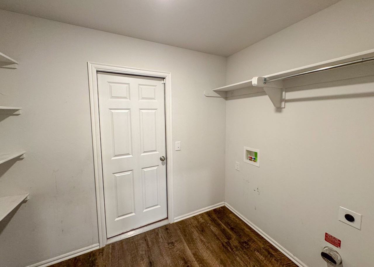 1109 S Appaloosa Ln - Photo 7 of 24