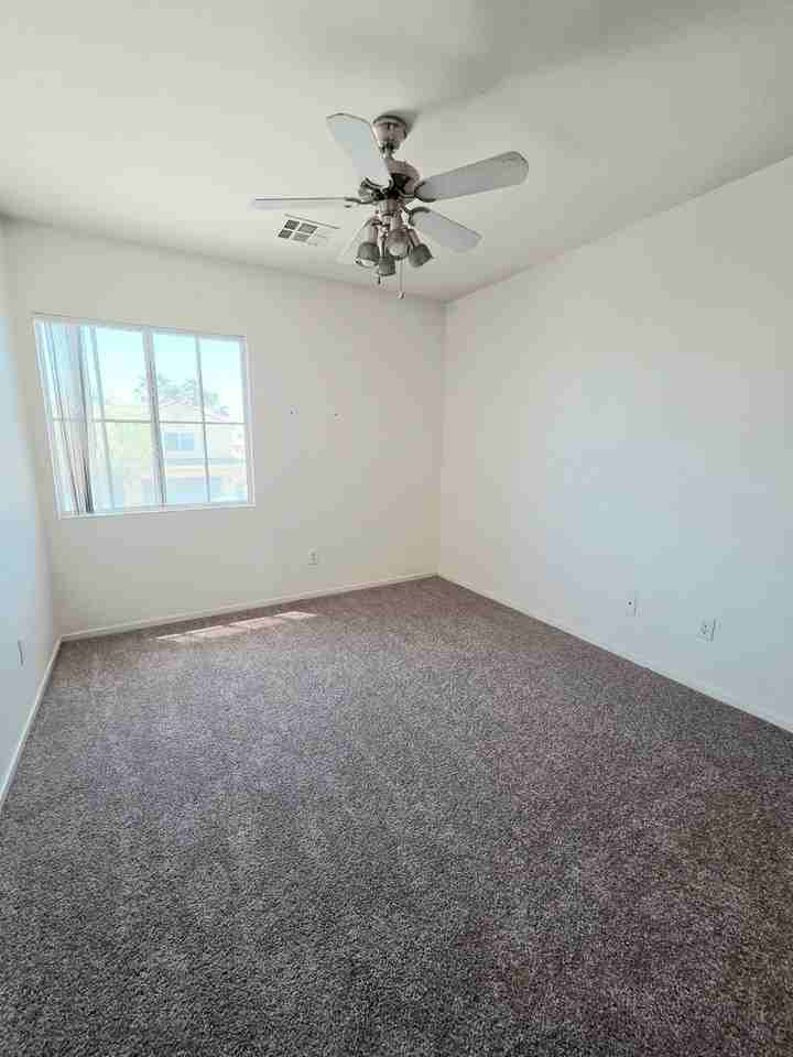 3114 Crownline Ct - Photo 6 of 16