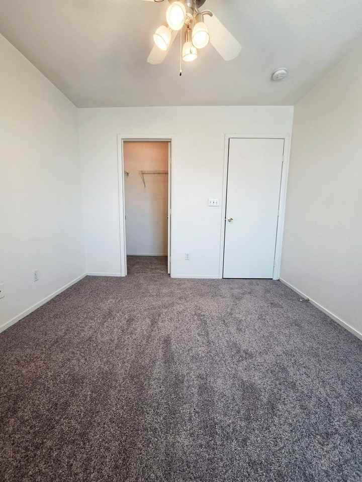 3114 Crownline Ct - Photo 7 of 16
