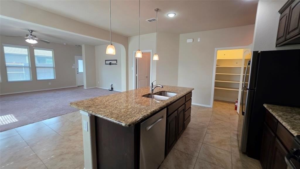 1912 Potrillo Ln - Photo 3 of 31