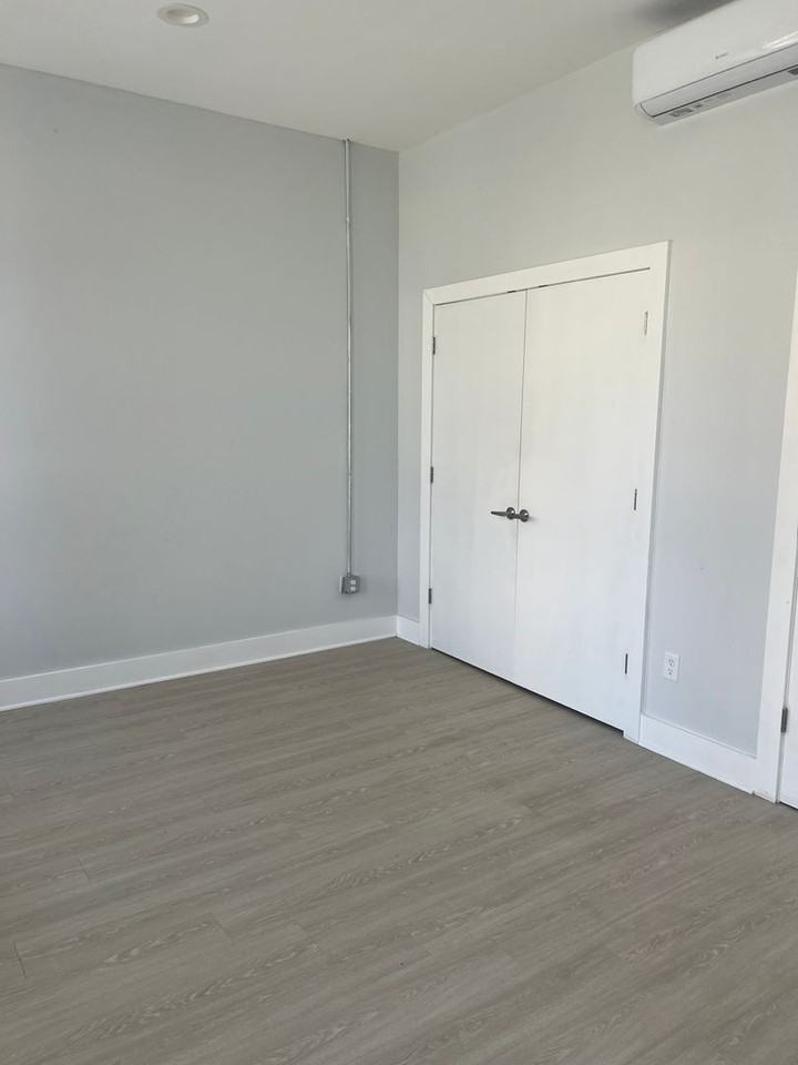 5 5 Broadway - 202 #202 - Photo 6 of 9
