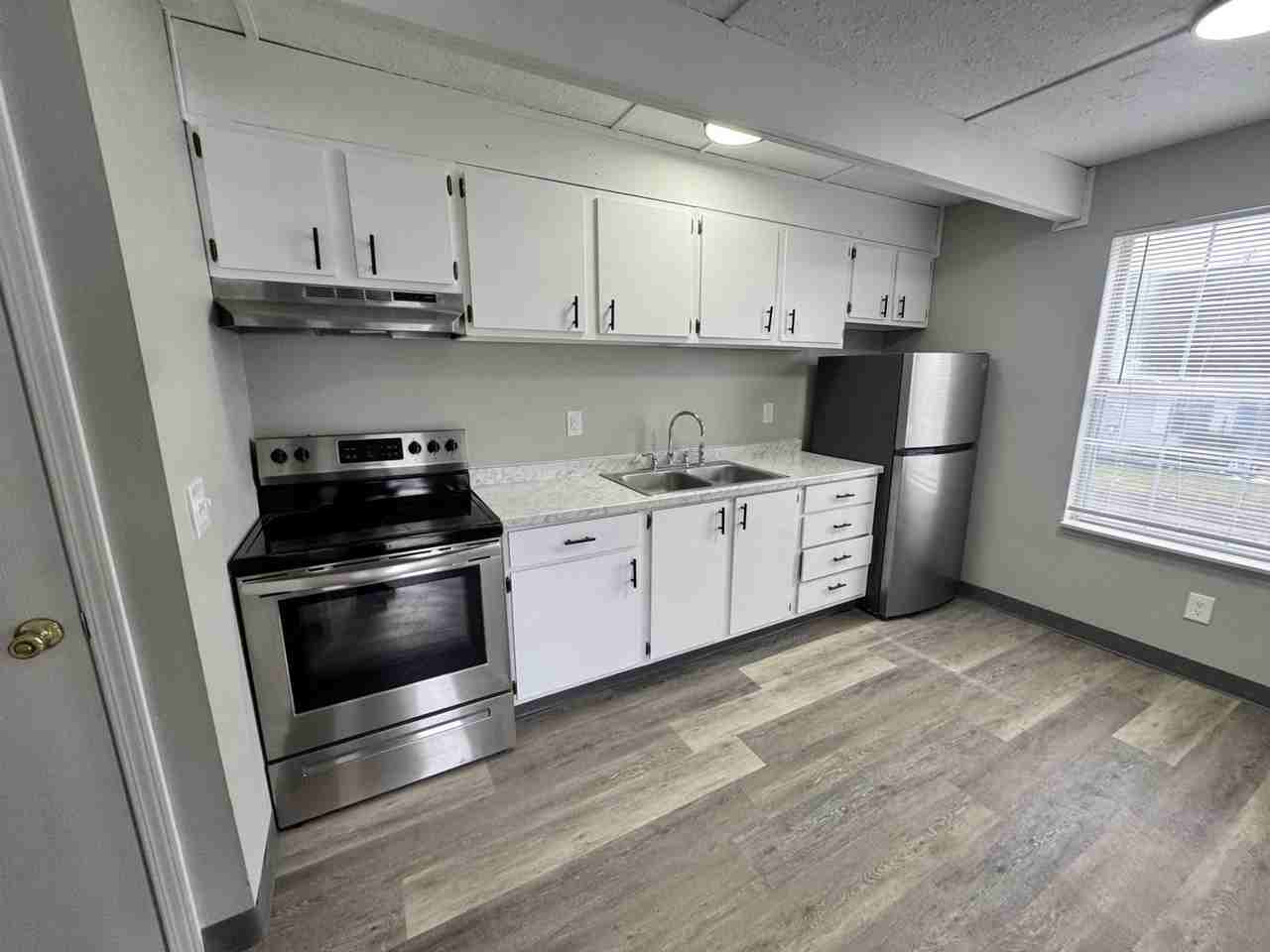 Brookside Court Townhomes - Photo 4 of 26