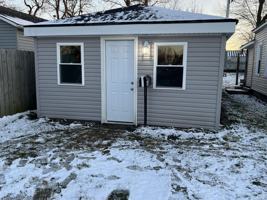 featured image of 185 Monroe St