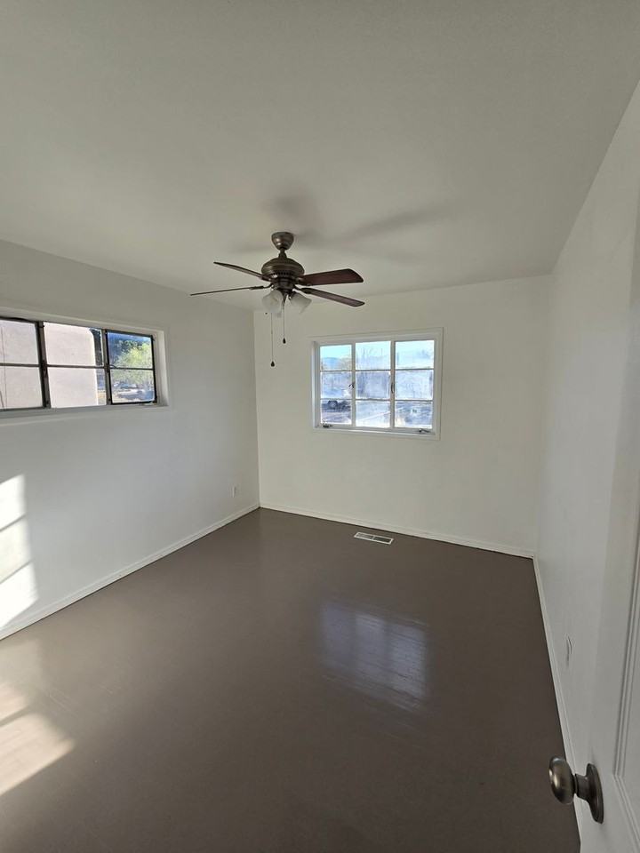 825 Monroe St Ne - Photo 2 of 19