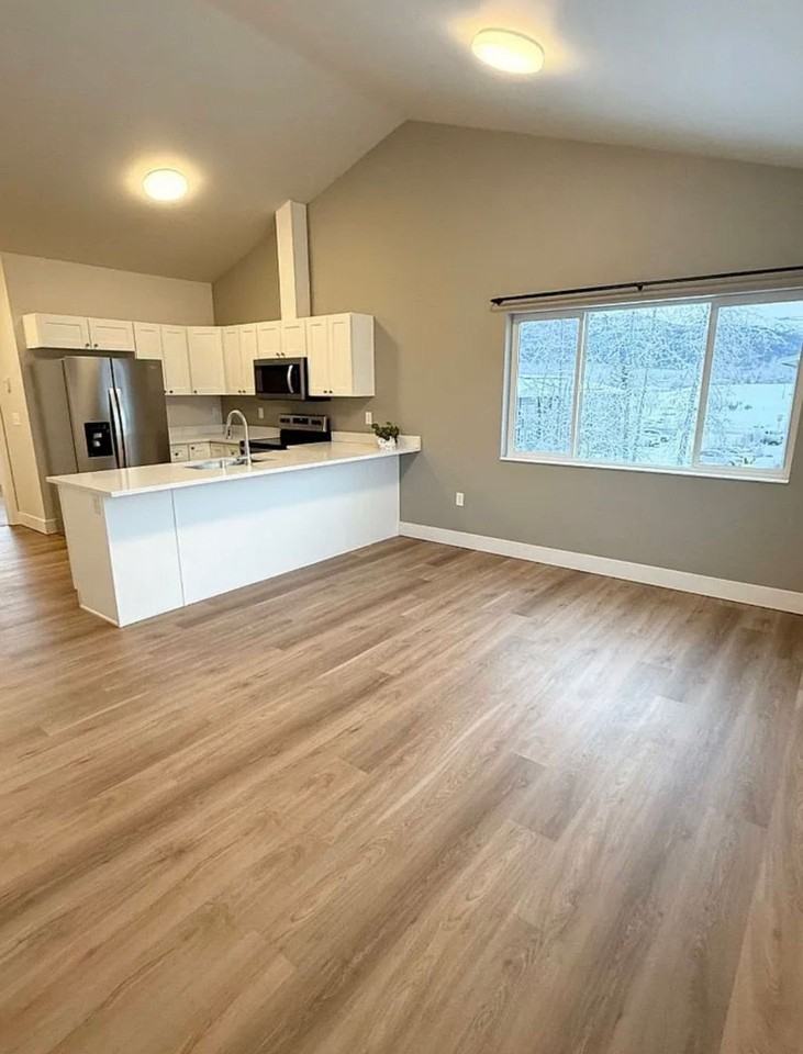 16875 Hanson Drive - SL70/30 - Photo 3 of 12