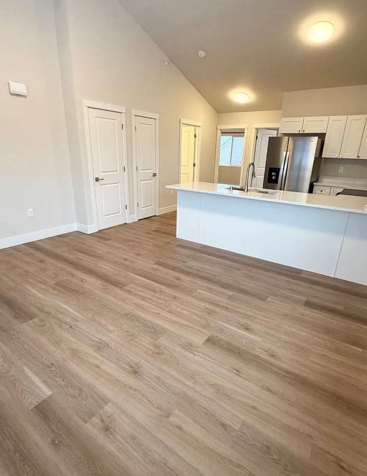 16875 Hanson Drive - SL70/30 - Photo 5 of 12