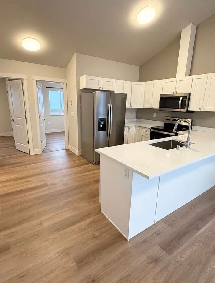 16875 Hanson Drive - SL70/30 - Photo 6 of 12