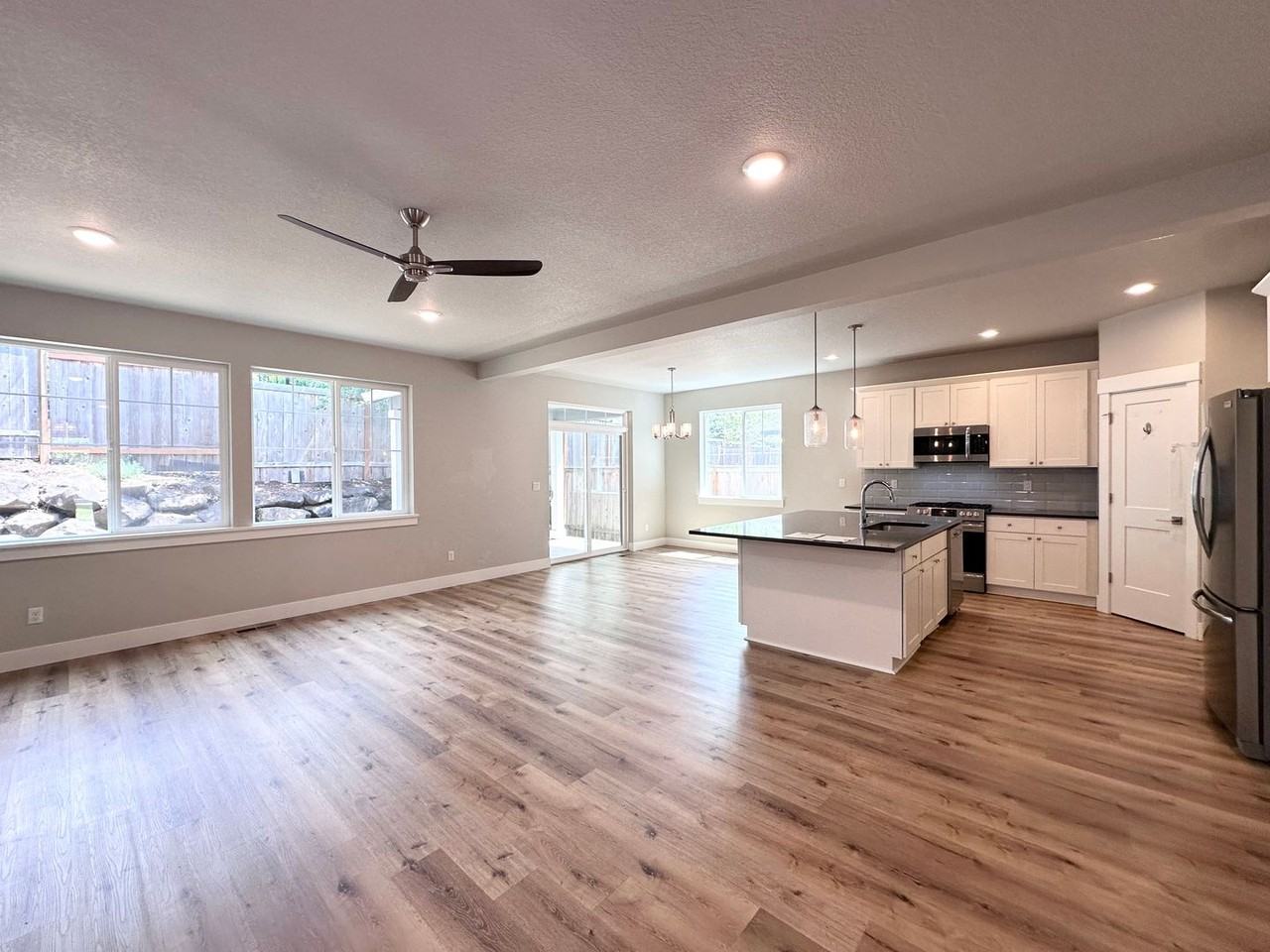 11732 Se Golden Eagle Ln - Photo 4 of 37