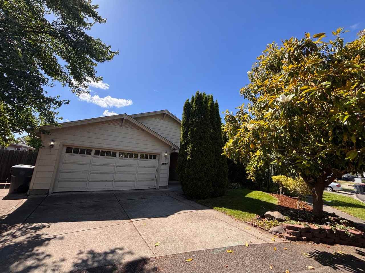 3052 Gary Dr - Photo 2 of 22