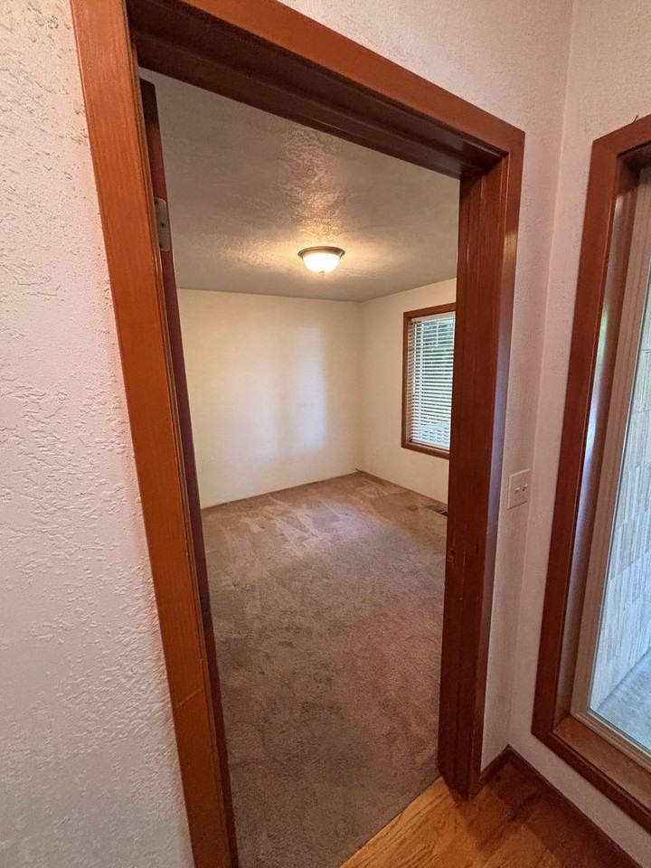 3052 Gary Dr - Photo 5 of 22