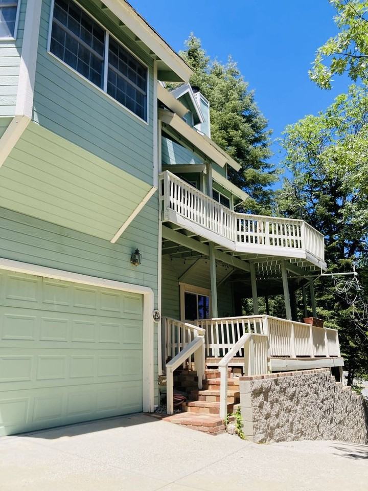 264 Fairway Dr - Photo 3 of 49