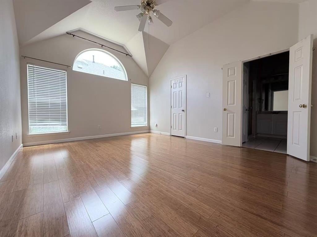 8240 Spring Ridge Dr - Photo 2 of 8