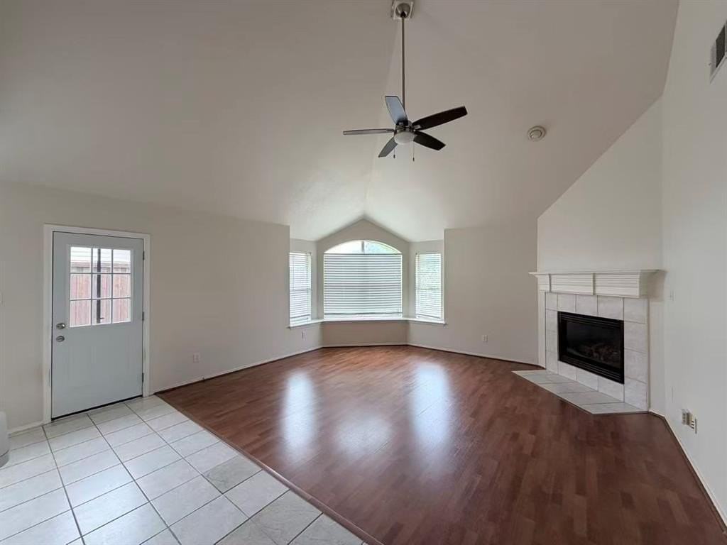 8240 Spring Ridge Dr - Photo 3 of 8