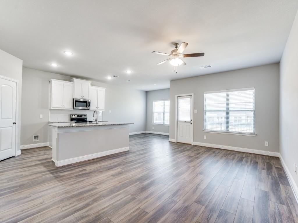 6803 Topaz Dr - Photo 3 of 12