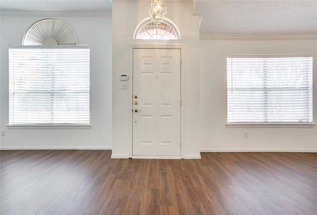 8611 Ironwood Dr - Photo 3 of 26