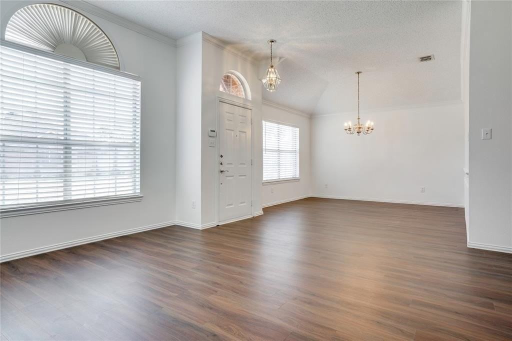 8611 Ironwood Dr - Photo 5 of 26