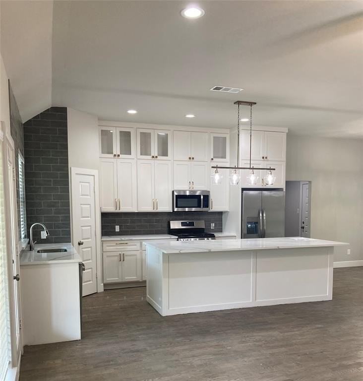 2814 18th St W - Photo 2 of 33
